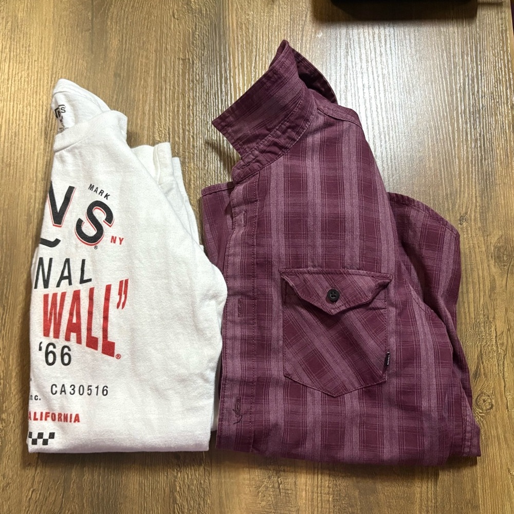Boy’s Vans shirt lot size Medium